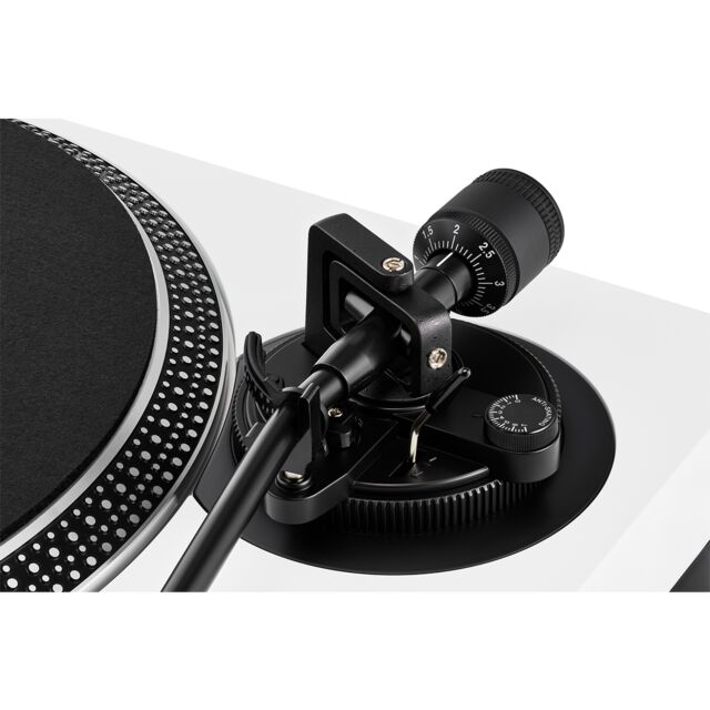 Audio Technica ATLP120XBTUSBWH Direct Driver Turntable With Bluetooth - White