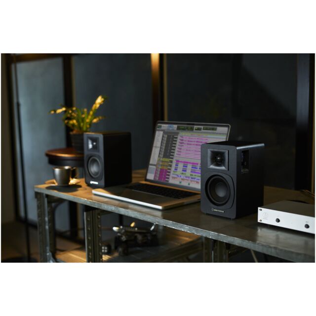 Audio-Technica AT-SP3X Bluetooth Powered Bookshelf Speakers Black