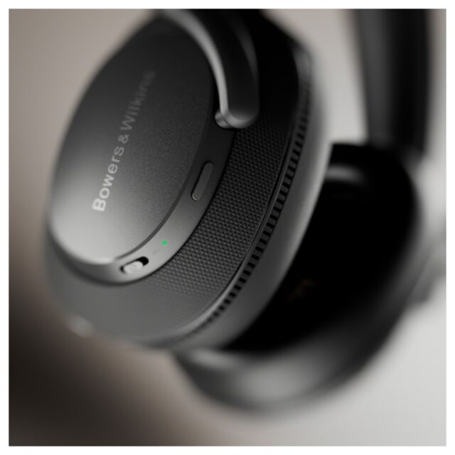 Bowers + Wilkins PX7 S3 Over-Ear Noise Cancelling Wireless Bluetooth Headphones Anthracite Black