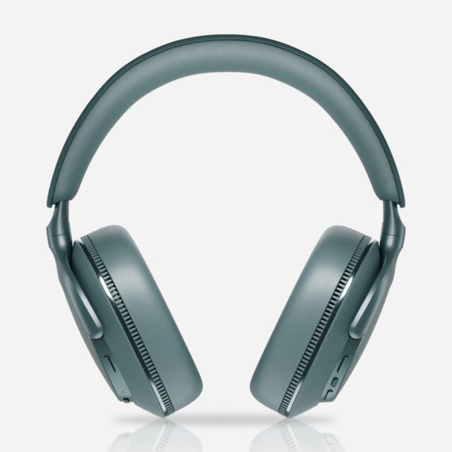 Bowers and Wilkins PX7 S3 Over-Ear Noise Cancelling Headphones Frost Blue