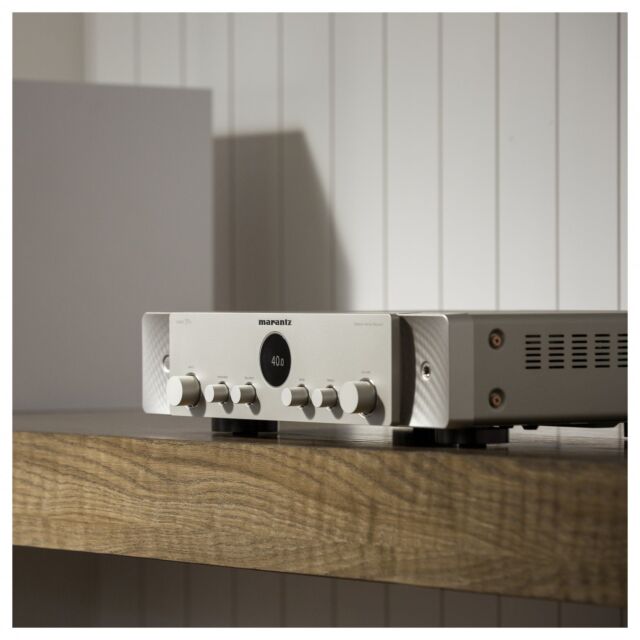 Marantz Stereo 70s Slimline Network Stereo Receiver in Silver Gold