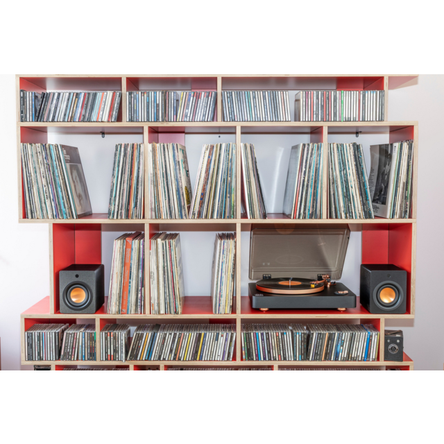 Mitchell Acoustics USTREAM GROOVE Ustream Groove Turntable With Speakers