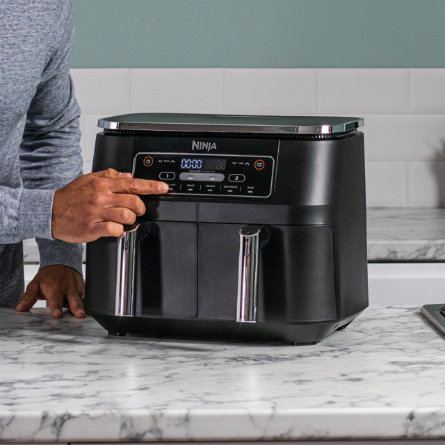 Ninja AF300UK Foodi AF300UK 7.6L Dual Zone Air Fryer and Dehydrator - Black
