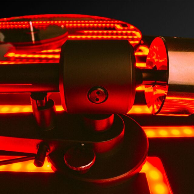 Pro-Ject ELVIS Turntable
