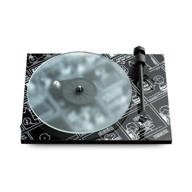Pro-Ject PEANUTS Limited Edition Turntable