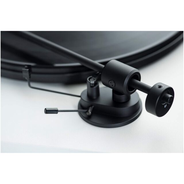 Pro-Ject Primary E Phono Turntable in Black With Ortofon OM cartridge