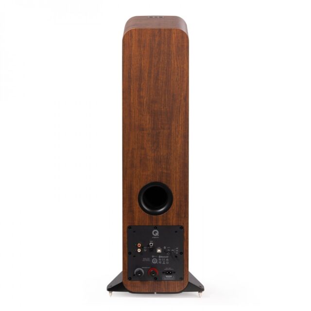 Q Acoustics M40 Bluetooth Powered Floor standing Speakers in Walnut