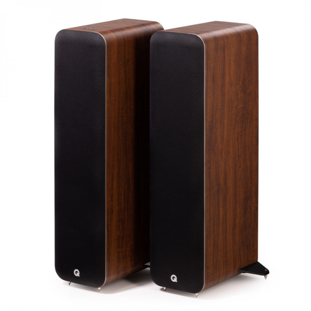 Q Acoustics M40 Bluetooth Powered Floor standing Speakers in Walnut