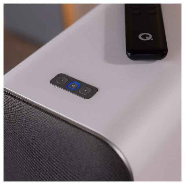 Q Acoustics M40 Bluetooth Powered Floor standing Speakers in White