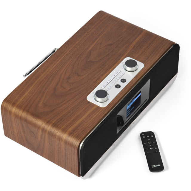 Roberts Stream 67L Bluetooth Sound System with CD Player and Internet DAB+ Radio in Walnut
