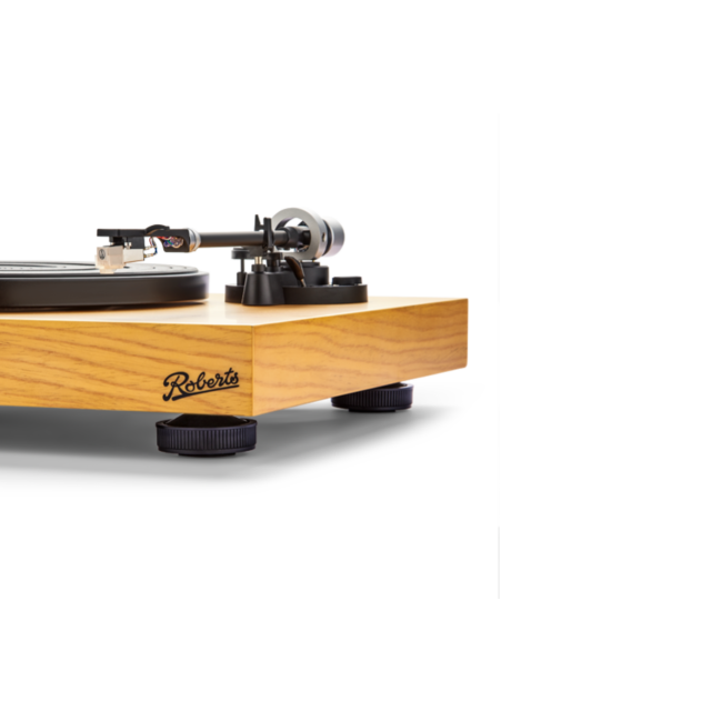 Roberts STYLUS Belt-drive Turntable with USB connection and built-in preamplifier in wood