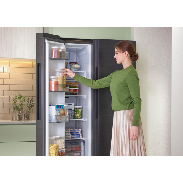 Samsung RS70F67QCTEU 91.2cm 60/40 American Fridge Freezer