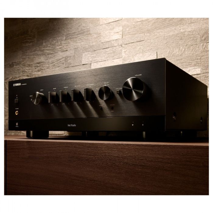 YAMAHA RN800A-BK Network Receiver With Phono And Built-In Dac Black